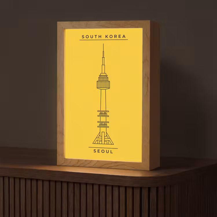 Gepersonaliseerde Lightbox - Toren - Seoul - Architectuur - Minimalistisch - Geel — 1