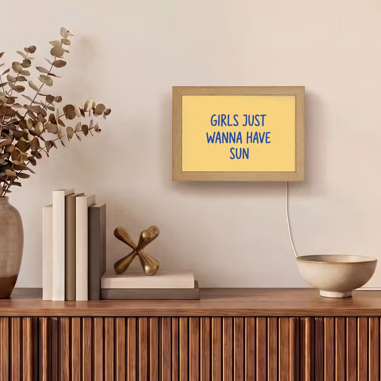 Lightbox - Wandlamp - Tekst - Zon - Zomer - Modern - Geel — 4