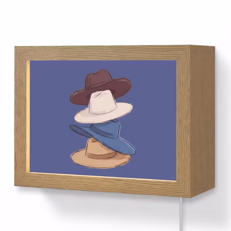 Lightbox - Wandlamp - Hoeden - Gestapeld - Mode - Kleurrijk - Illustratie — 1
