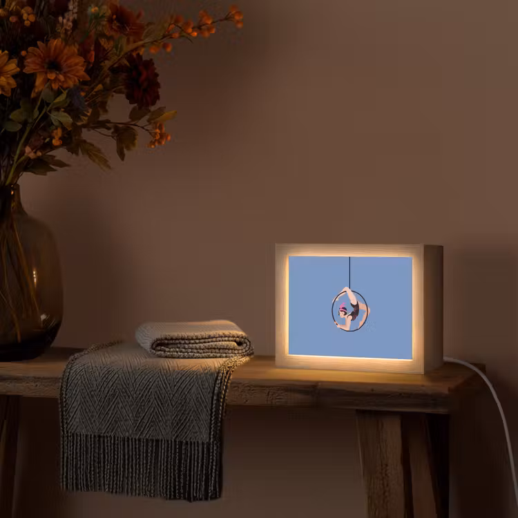 Lightbox - Wandlamp - Vrouw - Aerial hoop - Art deco - Illustratie - Blauw — 5
