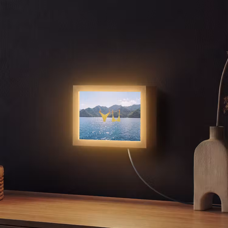 Lightbox - Wandlamp - Badmode - Bikini - Zee - Bergen - Geel — 2
