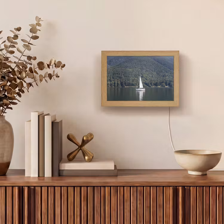 Lightbox - Wandlamp - Zeilboot - Water - Bergen - Natuur - Groen — 4