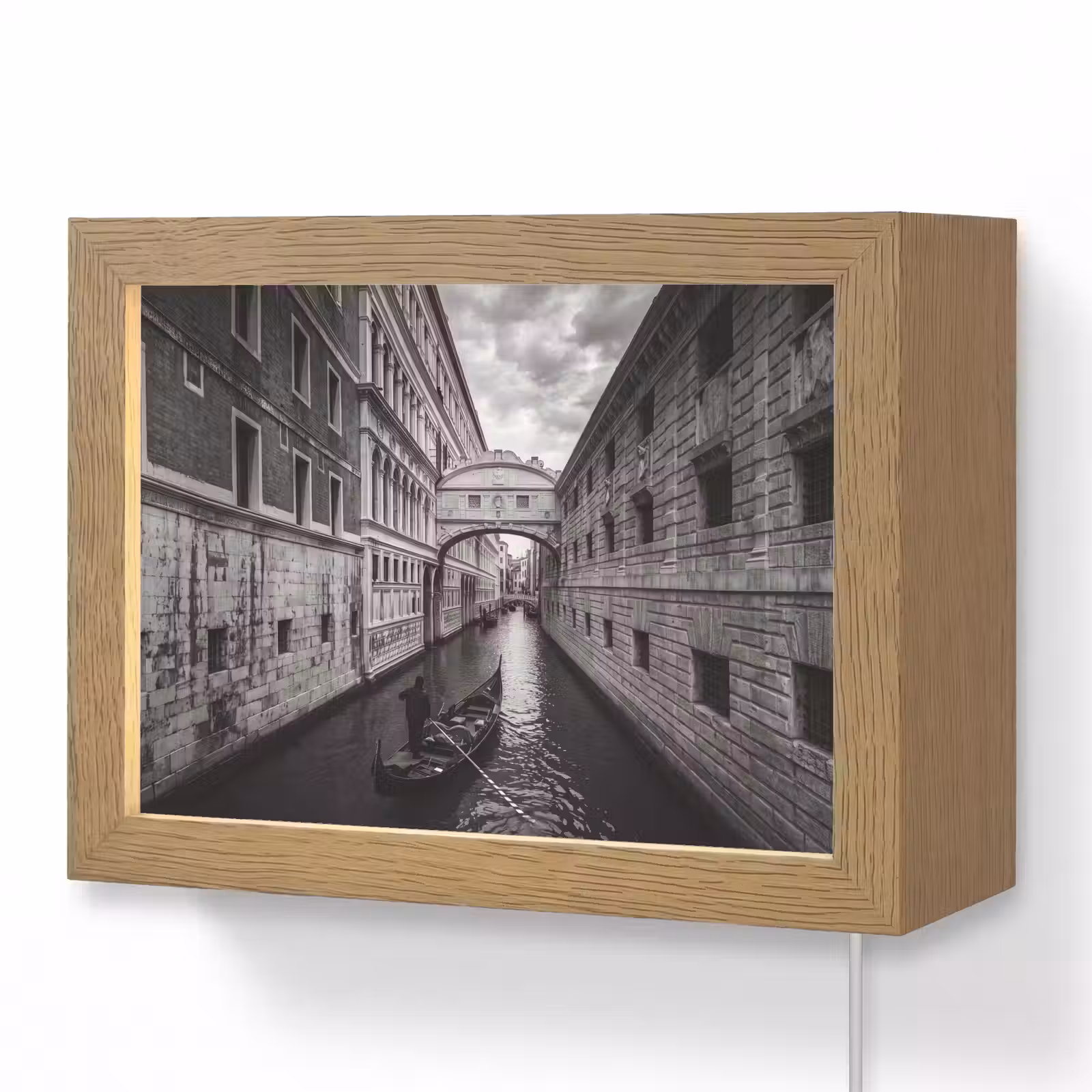 Lightbox - Wandlamp - Boot - Waterweg - Stad - Zwart-wit - Architectuur — 1
