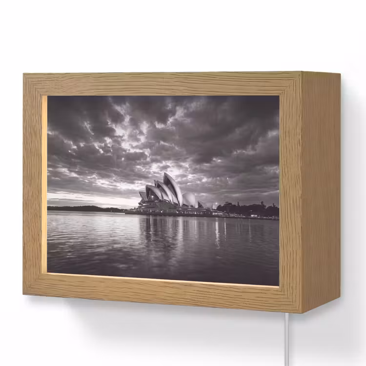 Lightbox - Wandlamp - Architectuur - Water - Stad - Modern - Zwart-wit — 1