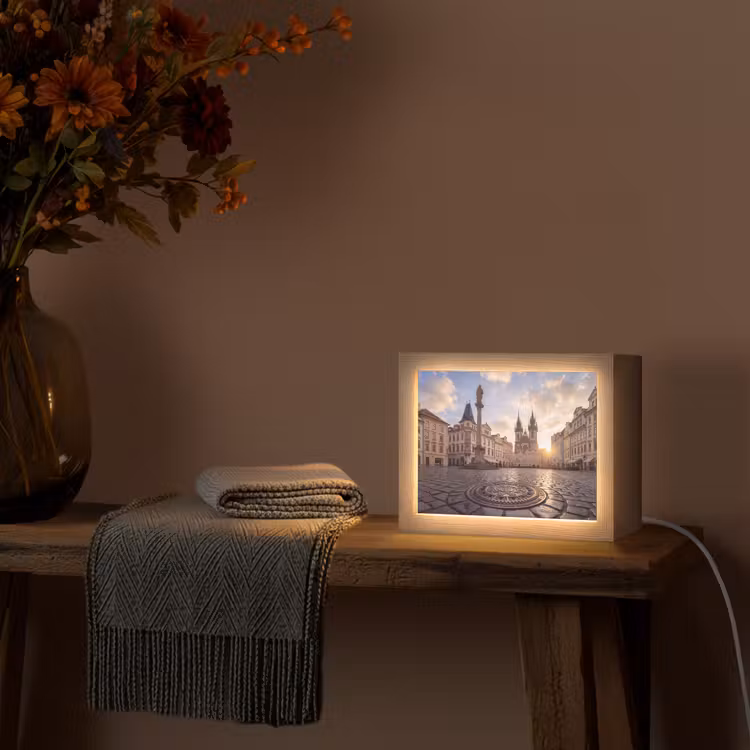 Lightbox - Wandlamp - Stad - Praag - Ochtend - Architectuur - Goud — 5