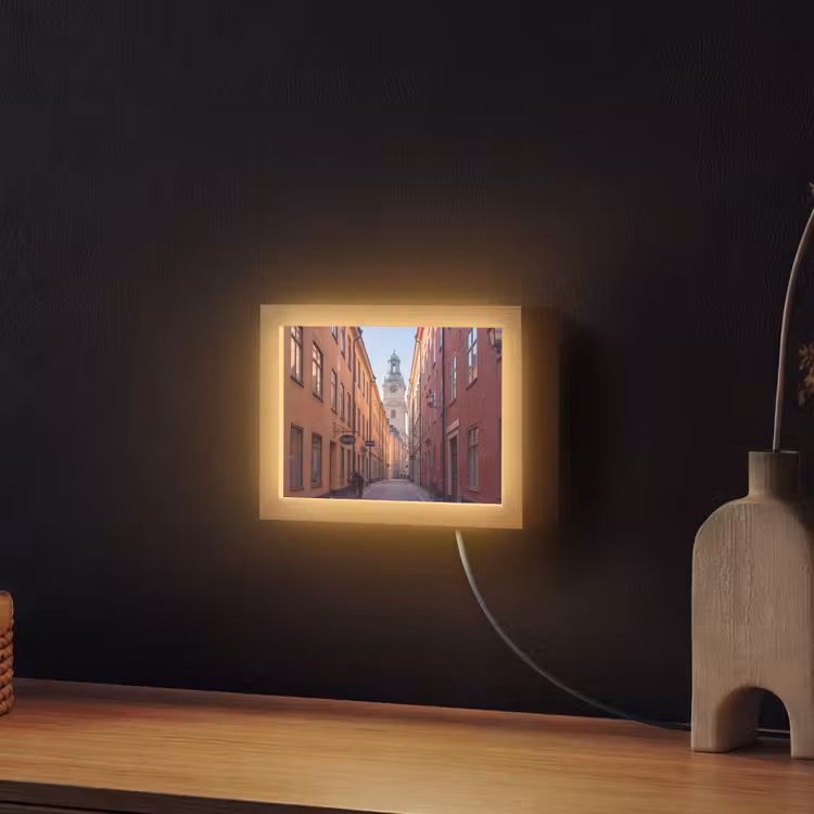 Lightbox - Wandlamp - Straat - Klokkentoren - Stad - Architectuur - Historisch — 2