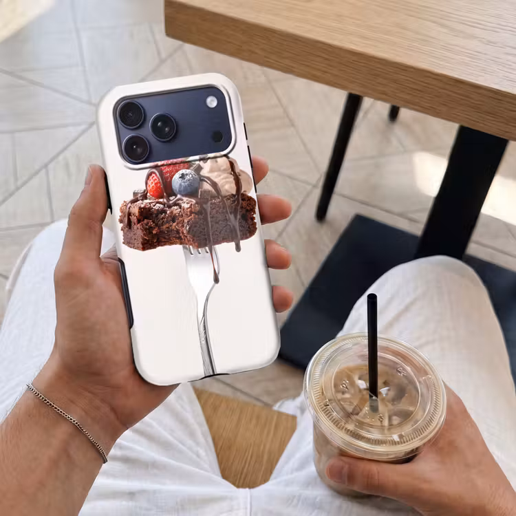 Telefoonhoesje Toughcase - Vork - brownie - aardbei — 4