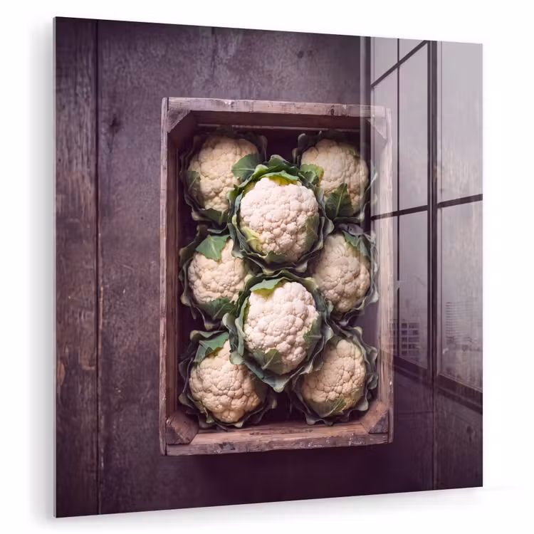 Glas schilderij - Bloemkool - Houten kist — 1