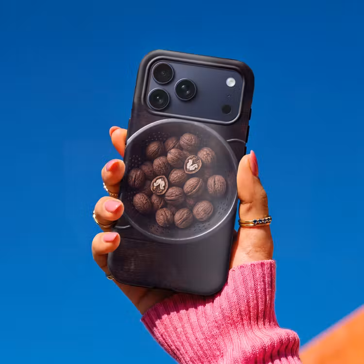 Telefoonhoesje Toughcase - Walnoot - Eten - Donker — 2