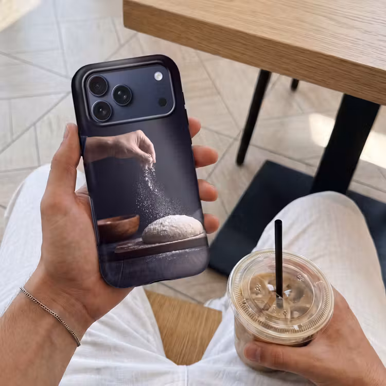 Telefoonhoesje Toughcase - Deeg - Hand - Bakken — 4