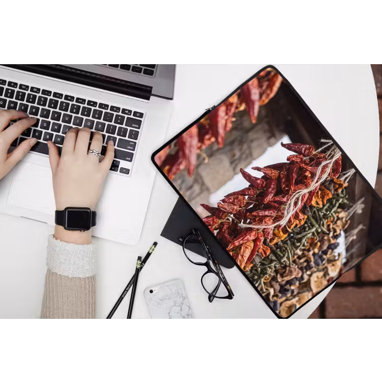 Laptophoes - Rode pepers - Eten — 3