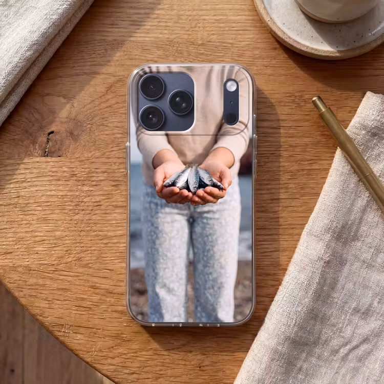 Telefoonhoesje Softcase - Vis - Handen - Natuur — 2
