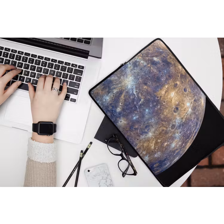 Laptophoes - Planeet - Kraters - Ruimte — 3