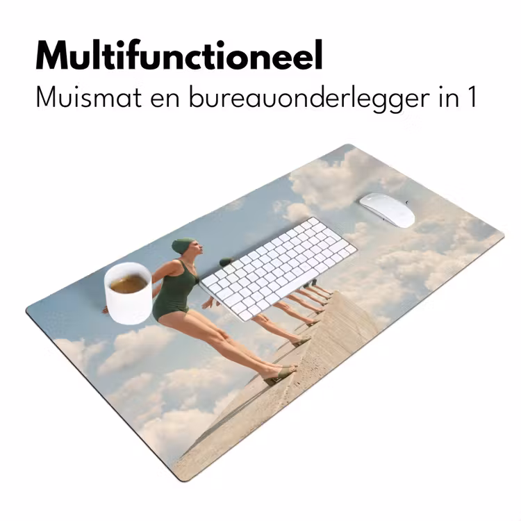 Bureau onderlegger - Vrouwen - Duikhouding - Wolken — 7