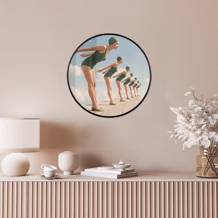 Ronde fotolijst - Vrouwen - Duikhouding - Wolken — 5
