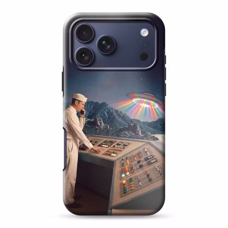 Telefoonhoesje Toughcase - Man - Controlekamer - Strand — 1