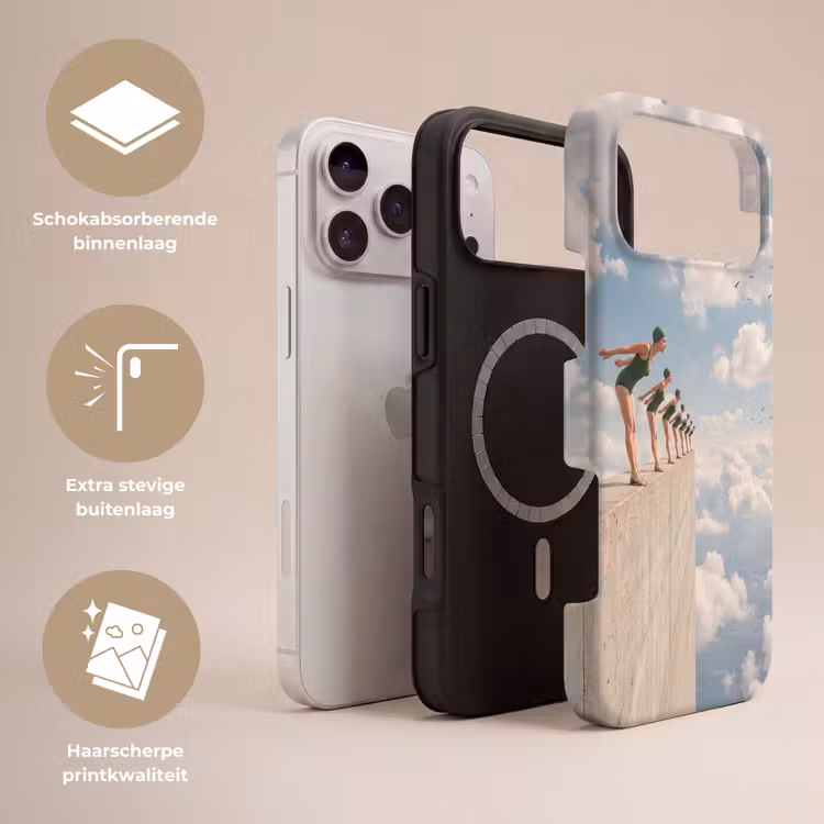 Telefoonhoesje Toughcase - Vrouwen - Duikhouding - Wolken — 3