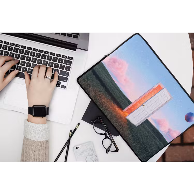 Laptophoes - Deur - Fantasie - Ruimte — 3