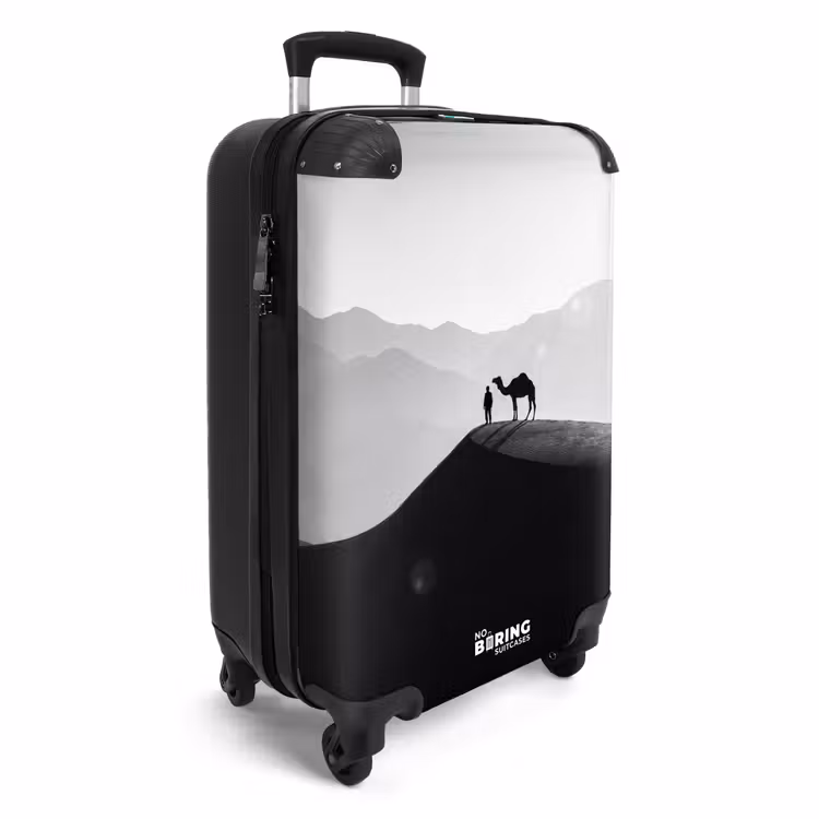 Koffer - Mens - Kameel - Zandduin - Natuur - Monochroom — 2