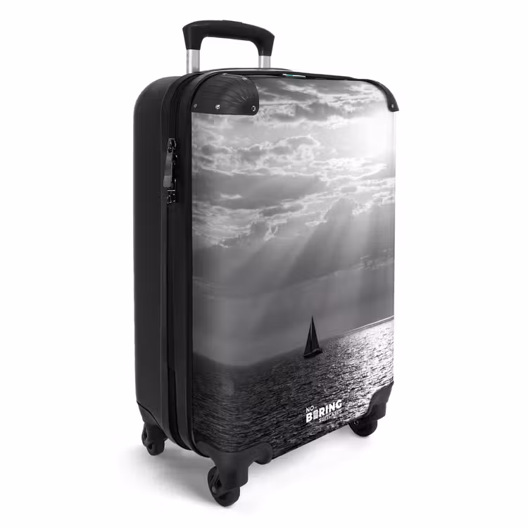 Koffer - Water - Boot - Lucht - Natuur - Zwart-wit — 2