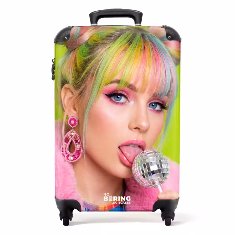 Koffer - Vrouw - Kleurrijk haar - Pop art - Modern - Levendig — 1