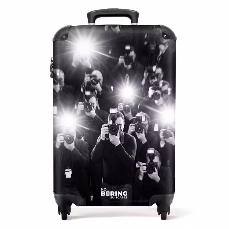 Koffer - Mensen - Camera - Flitslicht - Zwart-wit - Media — 1
