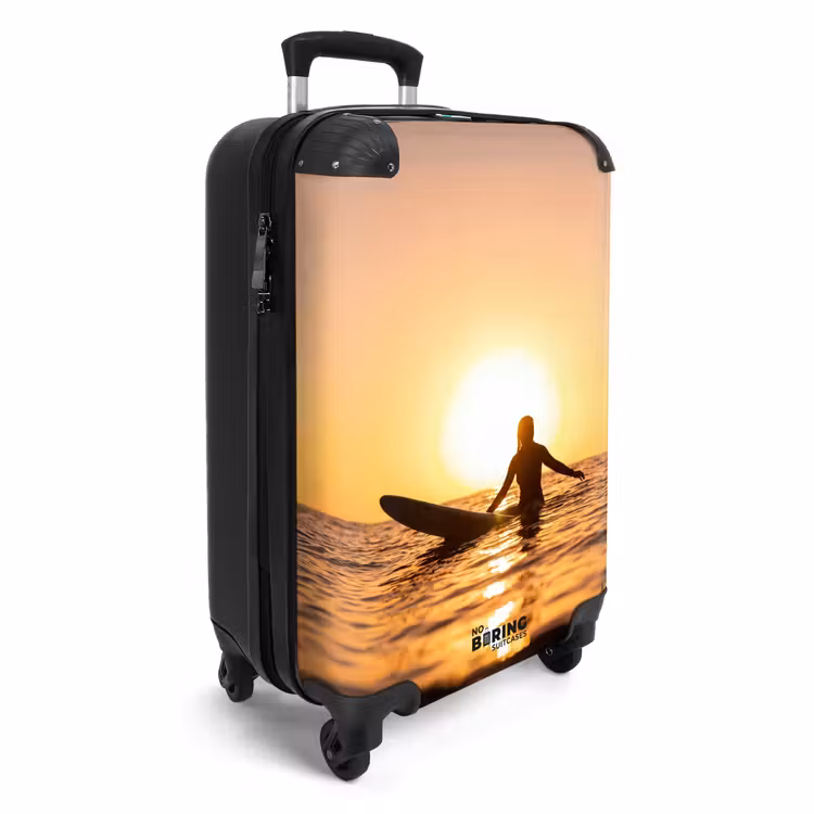Koffer - Persoon - Surfen - Zonsondergang - Zee - Oranje — 2