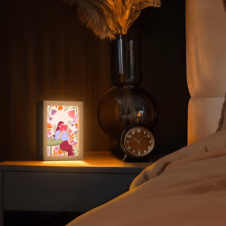 Gepersonaliseerde Lightbox - Vrouw - Lezen - Thuis - Modern - Bloemen — 2