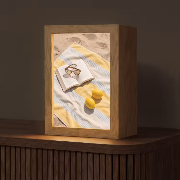 Gepersonaliseerde Lightbox - Boek - Zonnebril - Strand - Zomer - Geel — 1