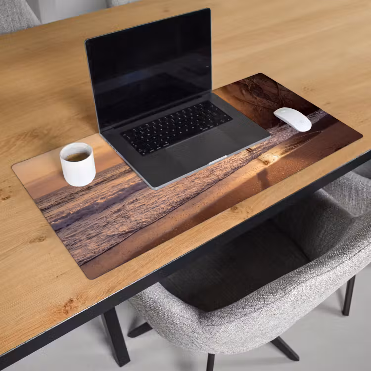 Bureau onderlegger - Mensen - Oceaan - Zonsondergang - Kust - Goud — 3