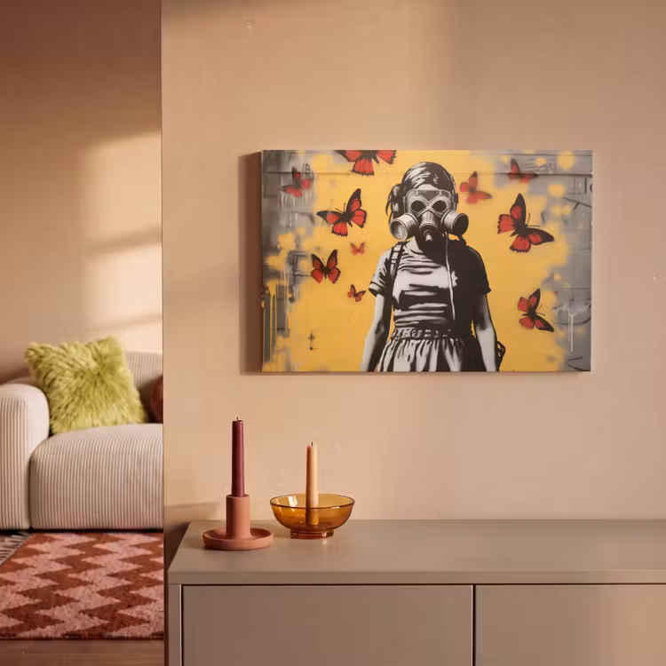 Canvas schilderij - Meisje - Gasmasker - Vlinders - Graffiti — 2