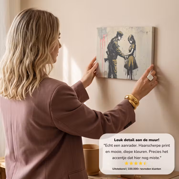 Canvas schilderij - Soldaat - Meisje - Bruin - Graffiti — 3