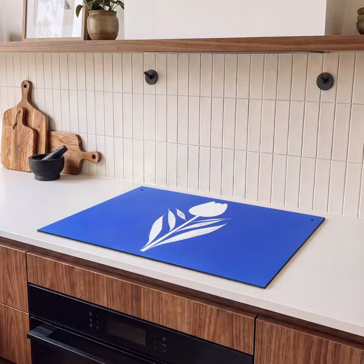 Inductie beschermer en spatscherm (2in1) - Tulp - Minimalistisch - Bladeren - Wit — 3
