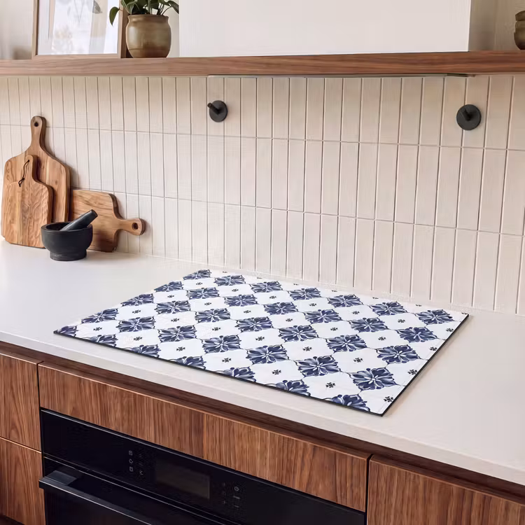 Inductie beschermer en spatscherm (2in1) - Tegelmotief - Blauw - Wit - Bloem — 3
