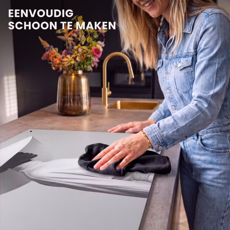 Inductie beschermer en spatscherm (2in1) - Vrouw - Profiel - Hoed - Zwart - Wit - Minimalistisch — 5
