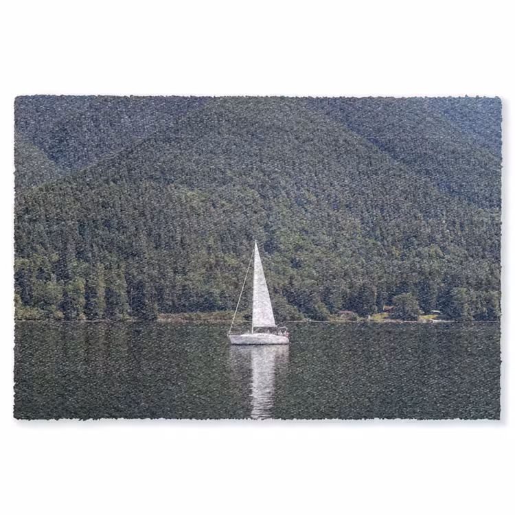 Vloerkleed - Zeilboot - Water - Bergen - Natuur - Groen — 1
