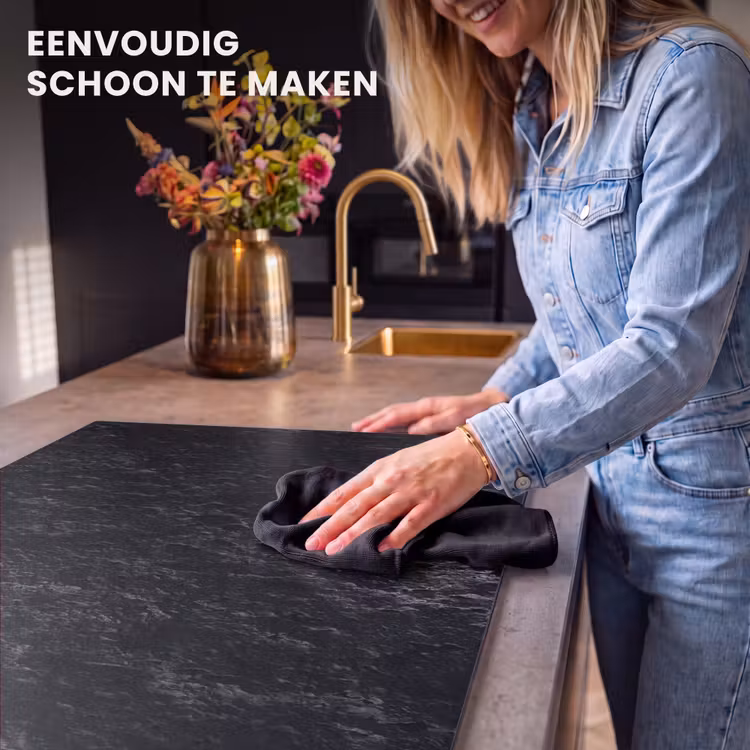 Inductie beschermer - Robuuste Kliffen in Monochroom — 6