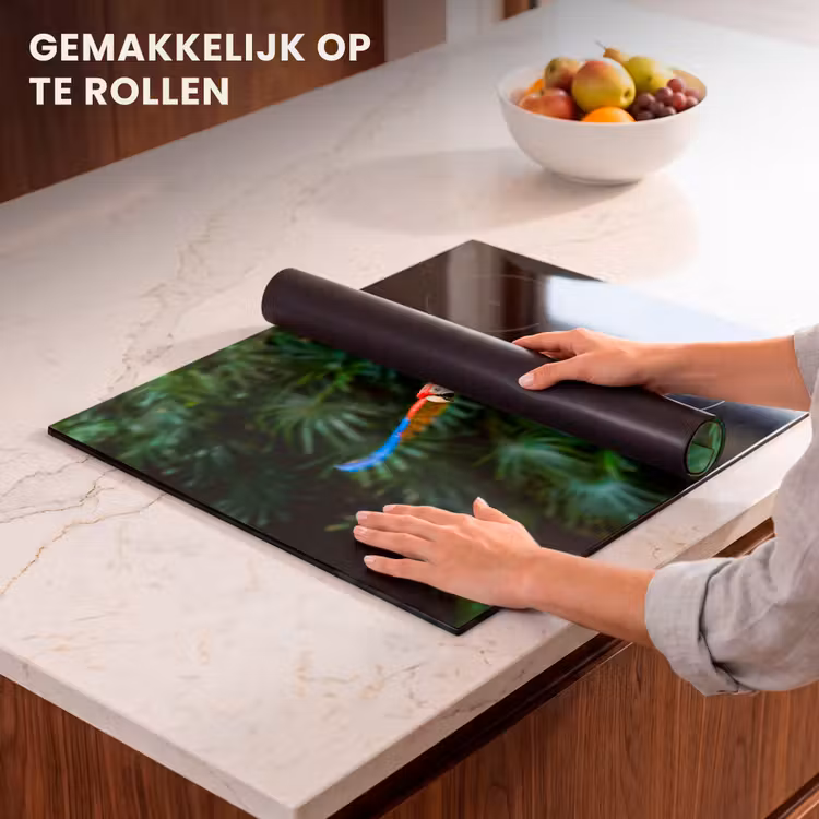 Inductie beschermer - Kleurrijke papegaai is aan het vliegen — 7
