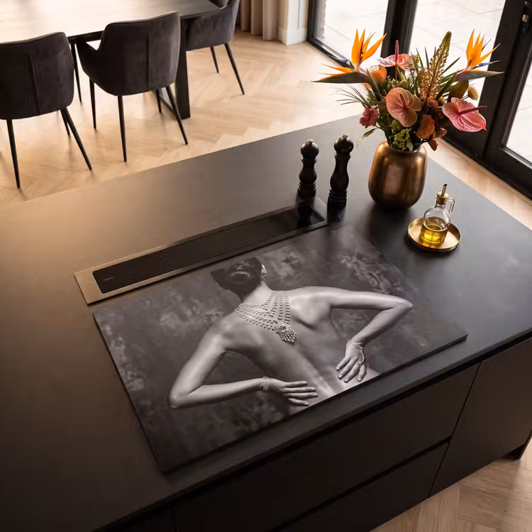 Inductie beschermer - Rug - Ketting - Portret - Zwart - Wit - Glamour — 5