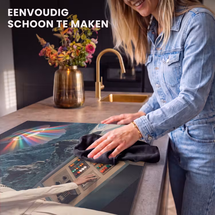 Inductie beschermer - Man - Controlekamer - Strand — 6