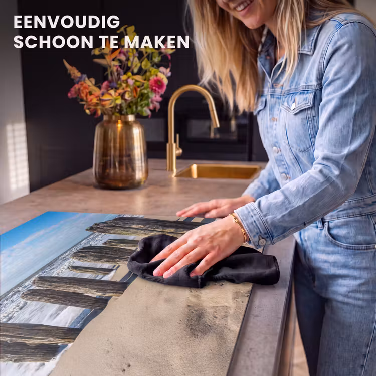 Inductie beschermer - Verweerde Palen op het Strand — 6