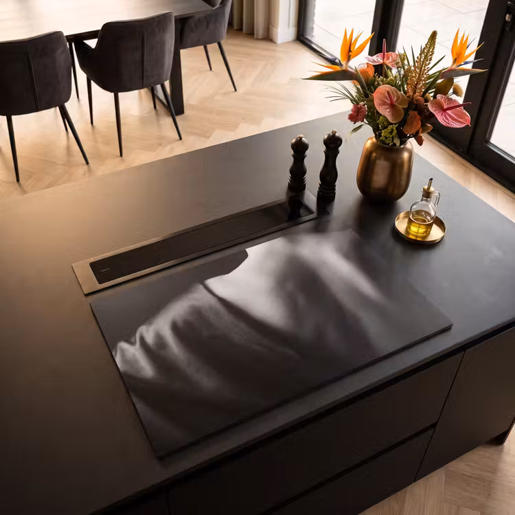 Inductie beschermer - Schouder - Zijde - Rug - Zwart - Wit - Elegant — 5