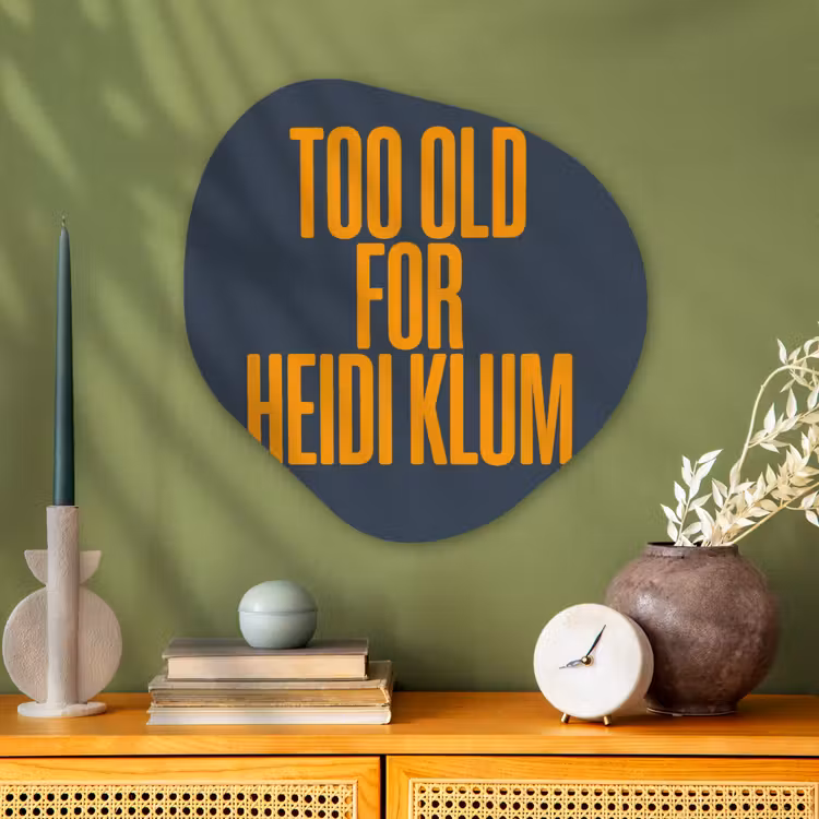 Organisch schilderij - Glas - Too old for heidi klum - Geel - Blauw — 2