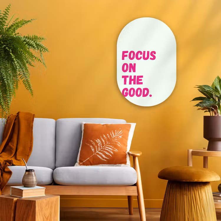 Muurovaal - Kunststof - Focus on the good - Beige - Roze — 1