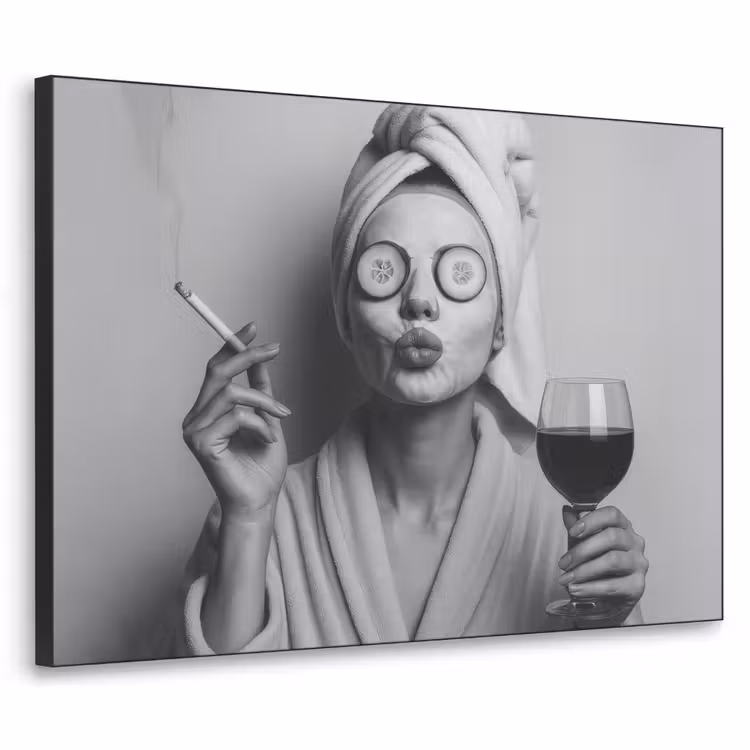 Art Frame - Vrouw - Masker - Wijn - Sigaret — 1