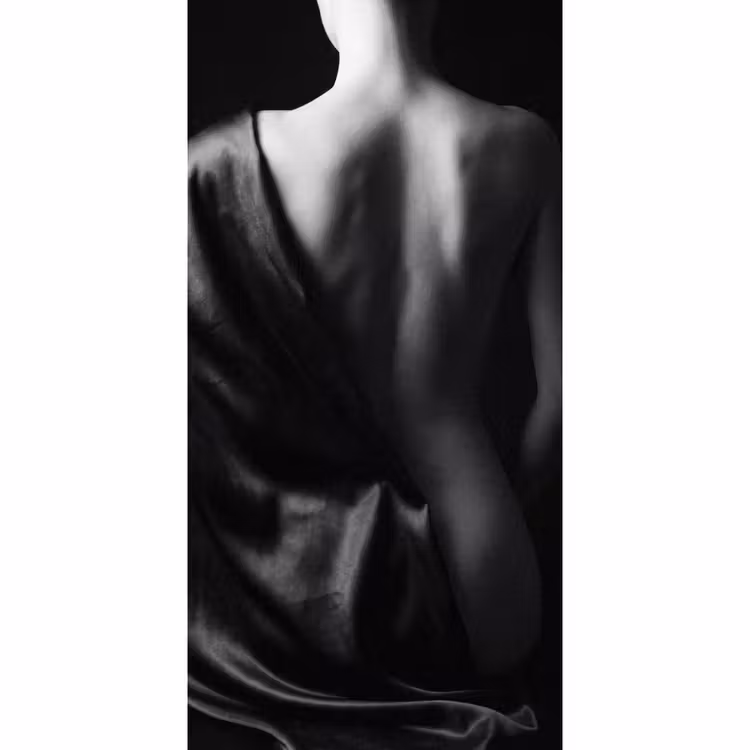 Behang - Schouder - Zijde - Rug - Zwart - Wit - Elegant — 2