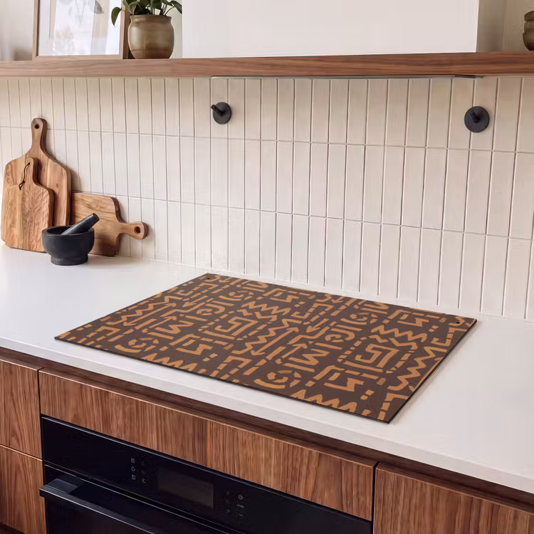 Inductie beschermer en spatscherm (2in1) - Chocoladebruin - Etnisch - Tribaal - Symbolen — 3