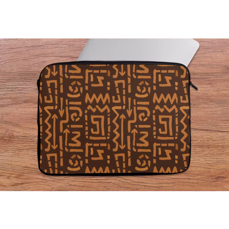 Laptophoes - Chocoladebruin - Etnisch - Tribaal - Symbolen — 2
