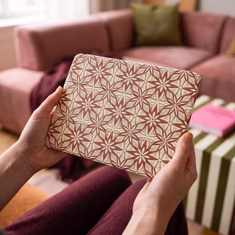 iPad hoes - Bordeauxrood - Geometrisch - Tegel - Patroon — 4