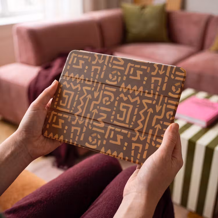 iPad hoes - Chocoladebruin - Etnisch - Tribaal - Symbolen — 4